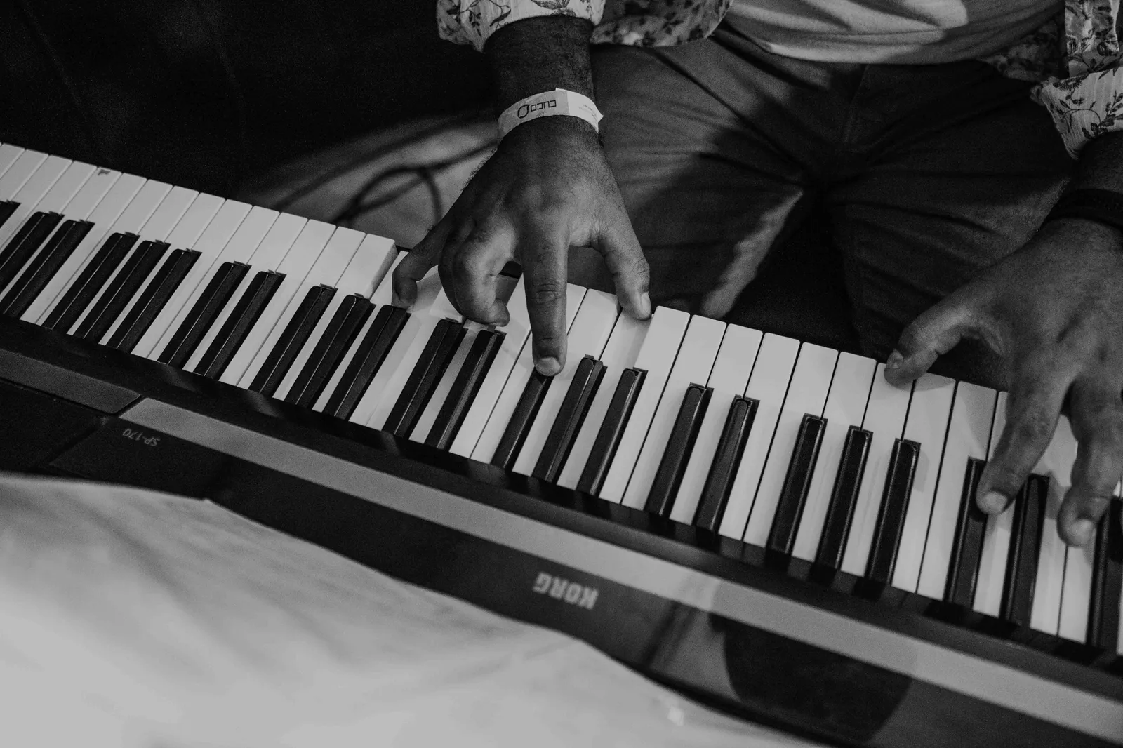 A experiência é acompanhada de shows de jazz ao vivo “de pertinho”